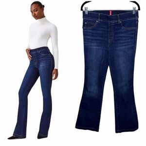 SPANX High Rise Flare Jeans Size Medium Blue Normcore Pull On Slimming